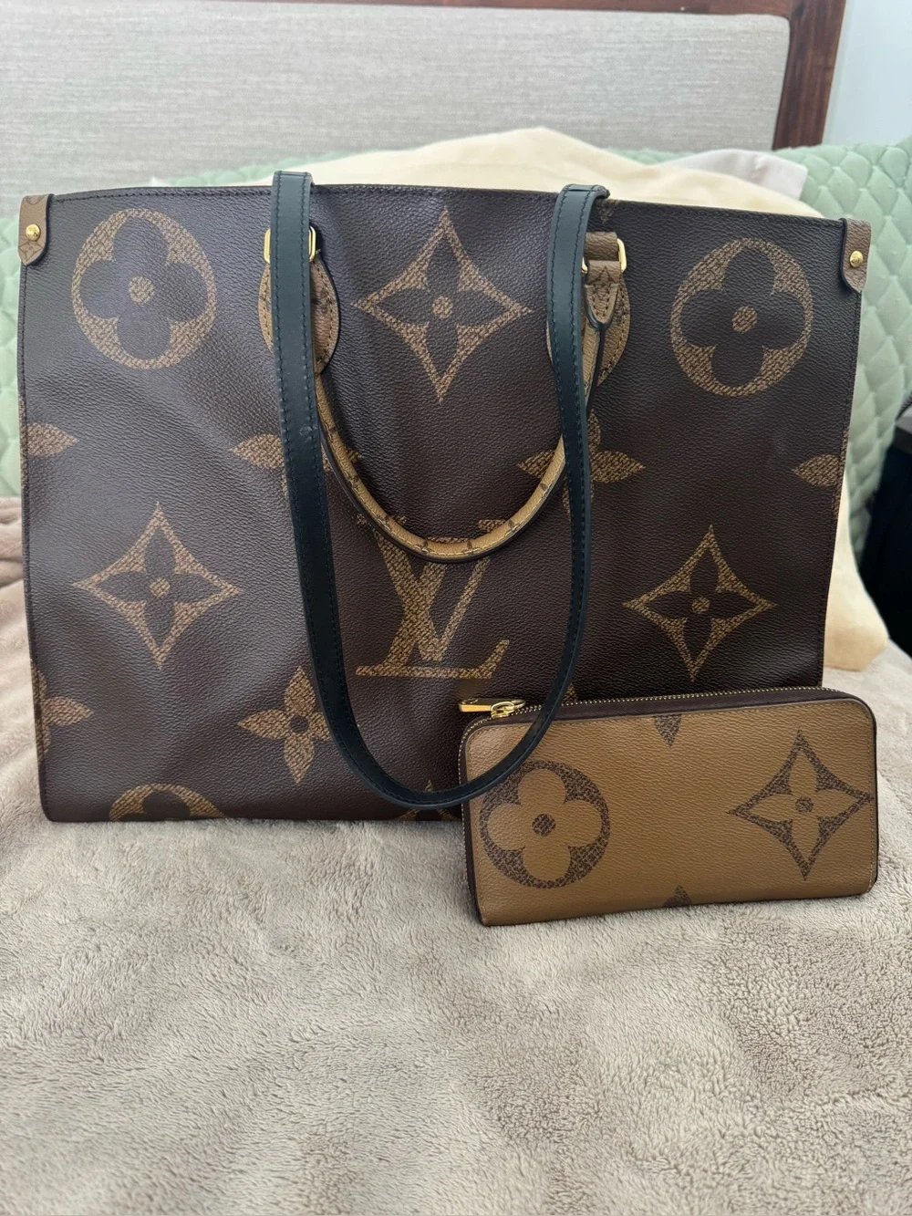 Louis Vuitton On the Go GM with Matching Wallet